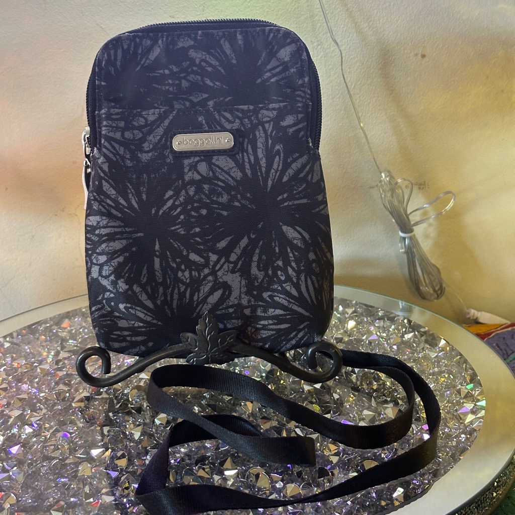 Preowned Baggallini Crossbody